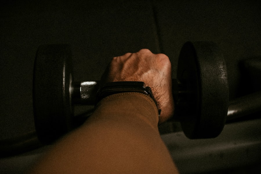 exercise arms without equipment